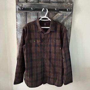 Men's Vans Long Sleeve Button Down Shirt w/Side Pockets